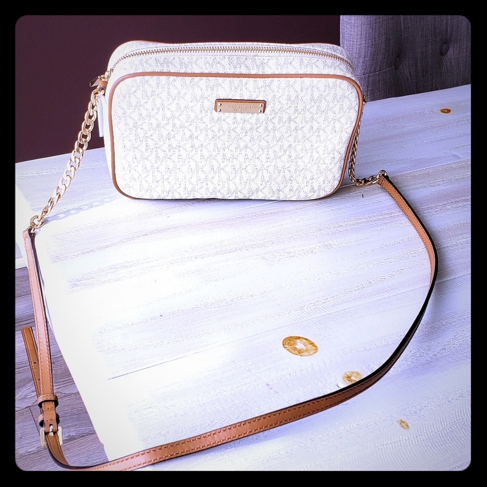 Michael Kors Jet Set Crossbody Logo Purse